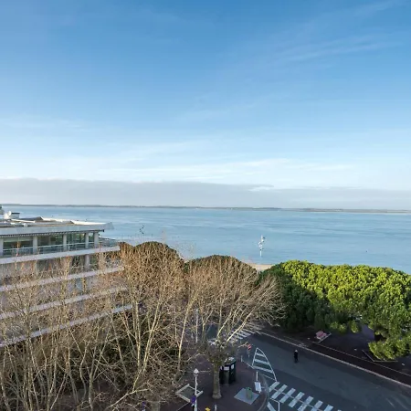Appartement Pour 5 A Avec Parking Securise